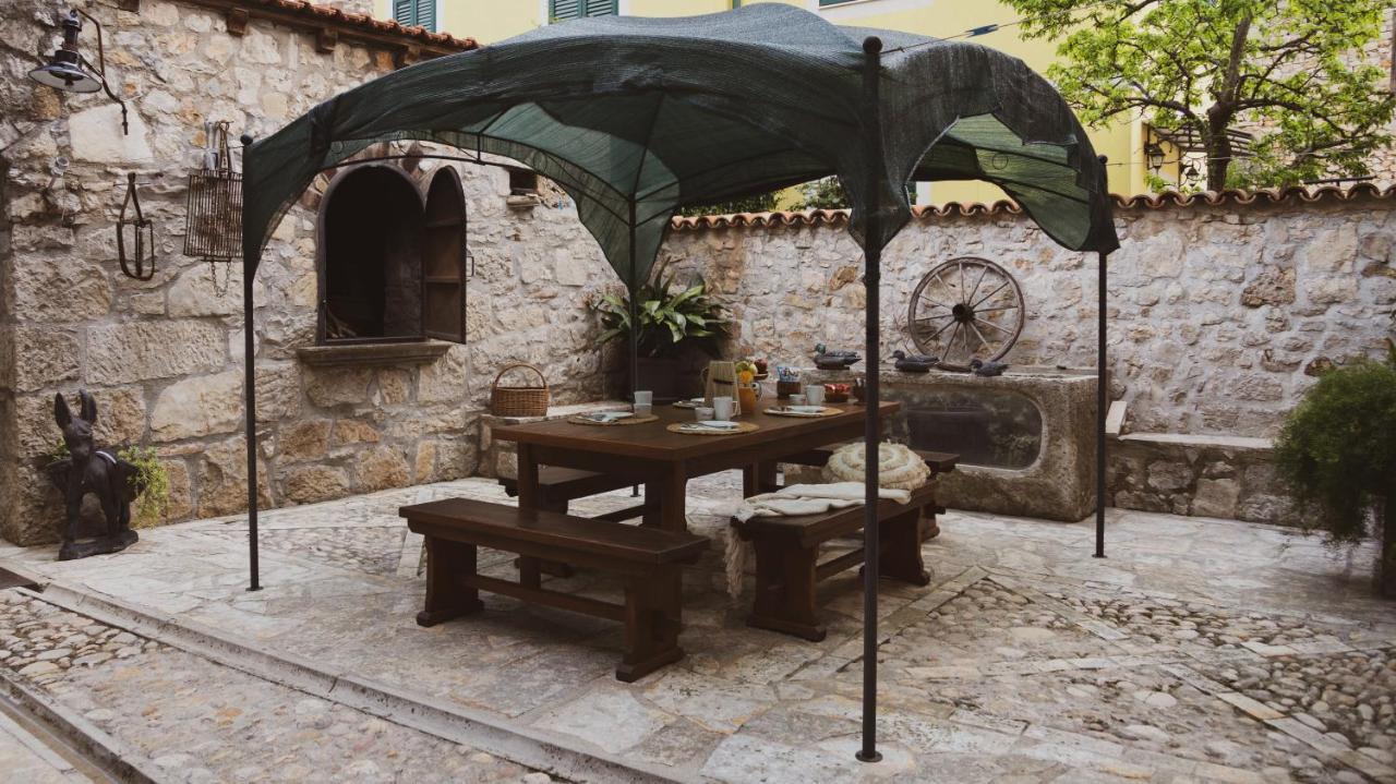 Scardona Rustica, Bed & Breakfast With Jacuzzi, Bbq And Free Parking In Skradin, Krka Exterior foto